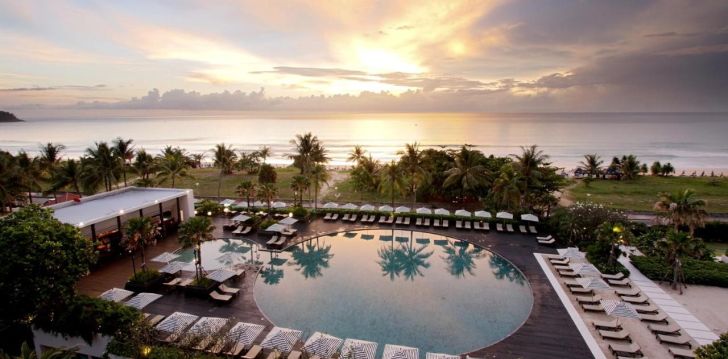 Apsistokite HILTON PHUKET ARCADIA RESORT & SPA viešbutyje už gerą kainą.
