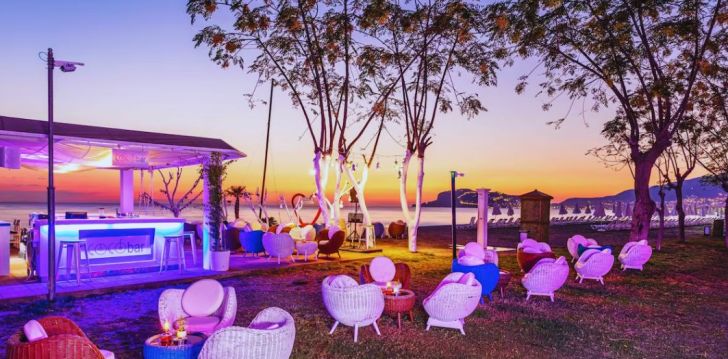 tavęs laukia poilsis Turkija įsikūrusiame LABRANDA ALANTUR RESORT