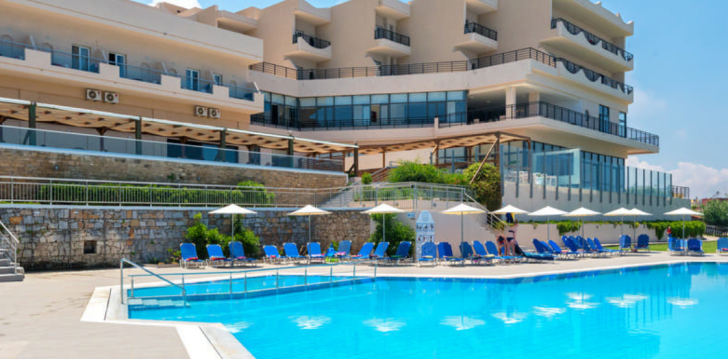 apsistokite THEMIS BEACH viešbutyje už gerą kainą.