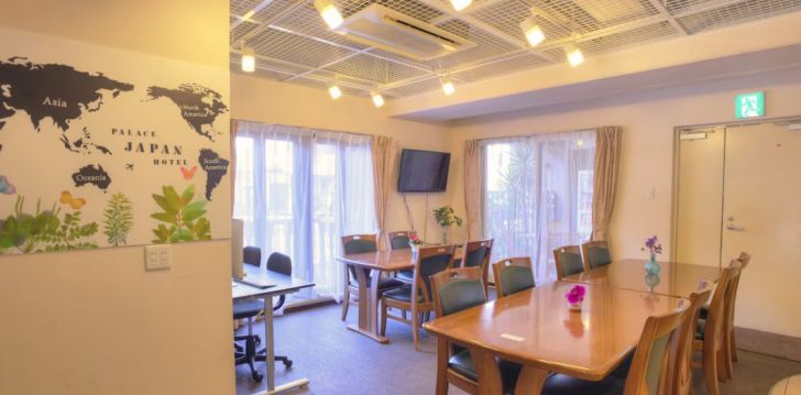 PALACE JAPAN - klientų vertinamas, kaip geras kainos ir kokybės santykis. 