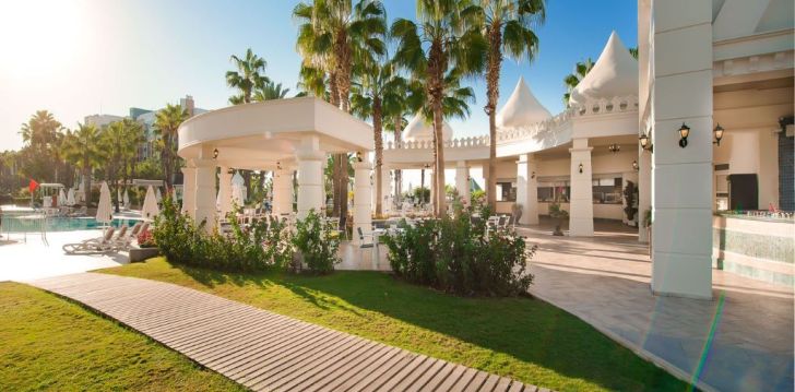 apgyvendinimas 5* KAMELYA FULYA HOTEL
