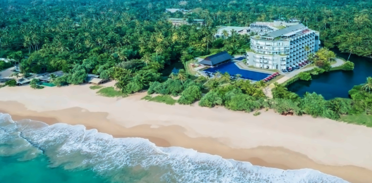 Apsistokite SHERATON KOSGODA TURTLE BEACH RESORT viešbutyje už gerą kainą.