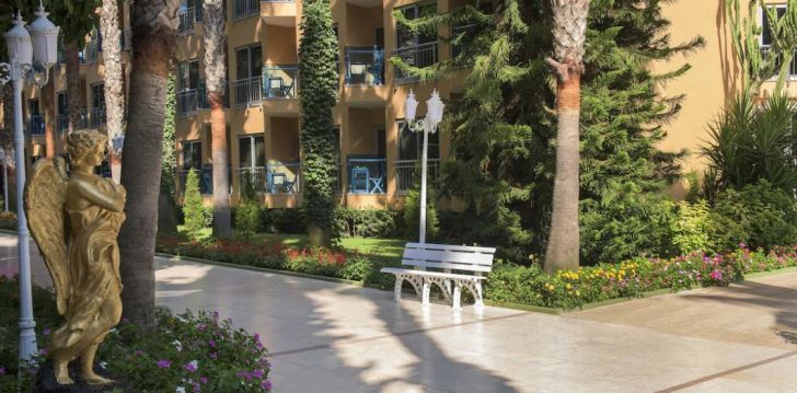 tavęs laukia poilsis Turkija įsikūrusiame DELPHIN BOTANIK HOTEL