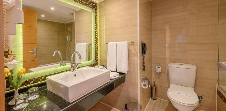 Apgyvendinimas 4* AMWAJ BEACH CLUB ABU SOMA (ex.Pickalbatros Beach Club Abu Soma)
