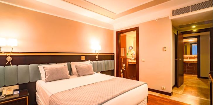 Rinkitės viešbutį ROYAL ATLANTIS SPA AND RESORT kelionei į Turkija