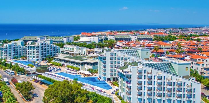 Apsistokite ROYAL ATLANTIS SPA AND RESORT viešbutyje už gerą kainą. 