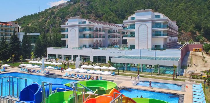 viešbutis DOSINIA LUXURY RESORT įsikūręs Turkija.
