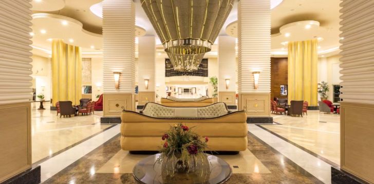 apsistokite STARLIGHT RESORT HOTEL viešbutyje už gerą kainą.