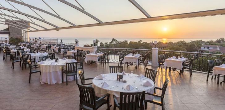 viešbutis STARLIGHT RESORT HOTEL įsikūręs Turkija. 