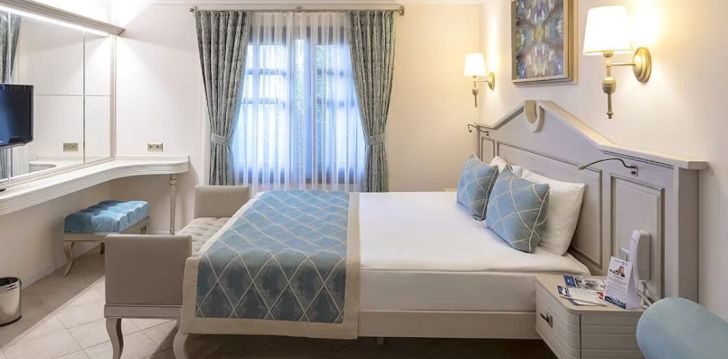 apsistokite STARLIGHT RESORT HOTEL viešbutyje už gerą kainą. 