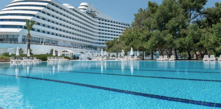 tavęs laukia poilsis Turkija įsikūrusiame TITANIC DELUXE LARA