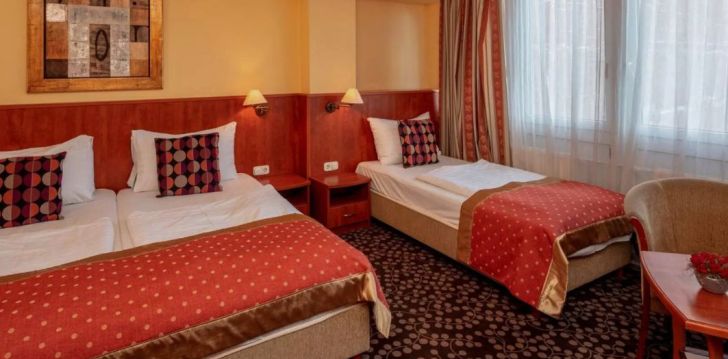 planuoji kelionę į Vengrija? apsistokite 3 viešbutyje HOTEL CHARLES. 