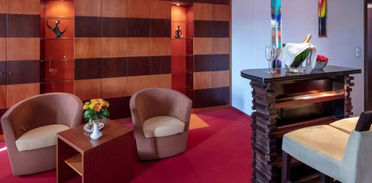jaukus viešbutis HOTEL CHARLES, jūsų atostogoms