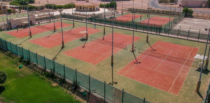 planuoji kelionę į Egiptas? apsistokite 5 viešbutyje CLEOPATRA LUXURY RESORT HURGHADA.