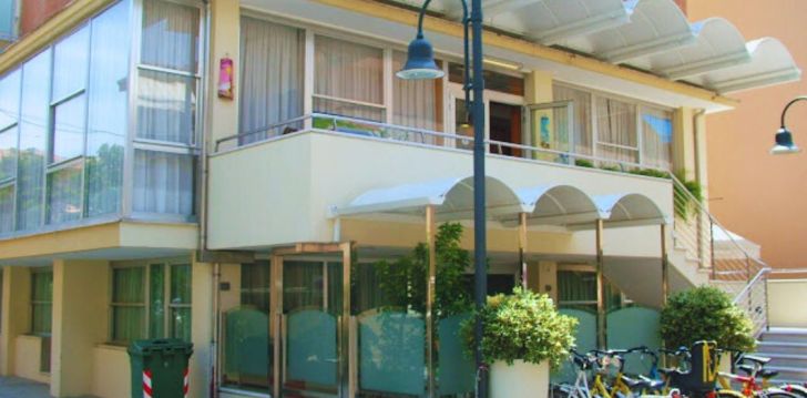 planuoji kelionę į Italija? apsistokite 3 viešbutyje HOTEL ACERBOLI. 
