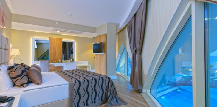 Viešbutis ASIA BEACH RESORT & SPA  įsikūręs Turkija.