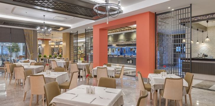 apgyvendinimas 5* SEASHELL VEGA HOTEL