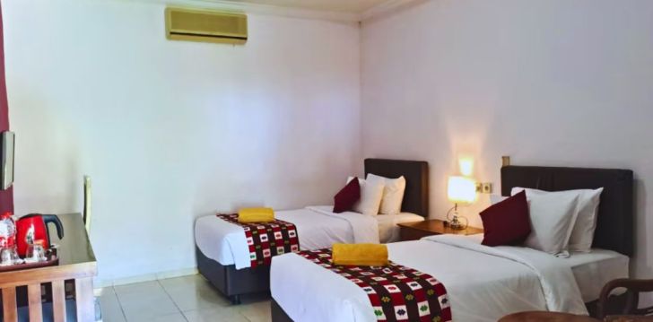 Atostogos Indonezija – apsistokite viešbutyje LOVINA BEACH HOTEL