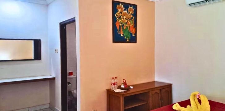Viešbutis LOVINA BEACH HOTEL įsikūręs Indonezija. 