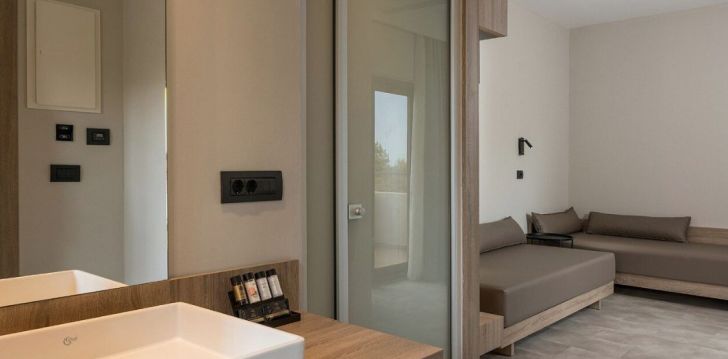 Kvapą gniaužiantys Kretos paplūdimiai ir atostogos 4* HOTEL MARE VILLAGE viešbutyje! 26