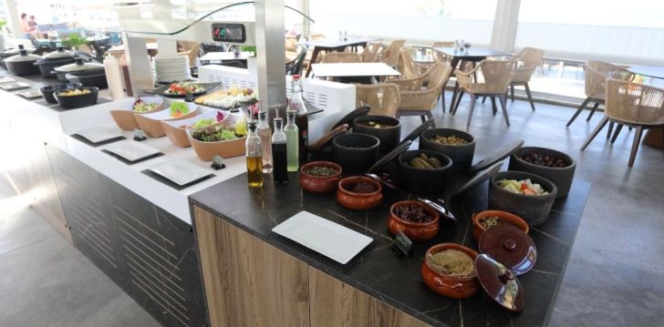 Nepraleisk progos pailsėti už gerą kainą - viešbutyje MARVIDA HOTEL NIRIIDES BEACH