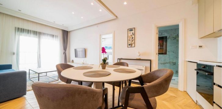 atostogos Juodkalnija – apsistokite viešbutyje EXCLUSIVE HOTEL