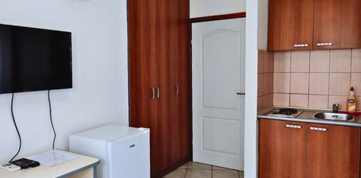 viešbutis GUEST HOUSE VIOLET įsikūręs Juodkalnija.