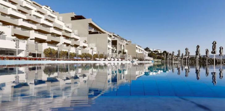apsistokite BLUE MARINE RESORT & SPA viešbutyje už gerą kainą. 