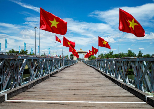 Šiaurės Vietnamas Vietnamas 11