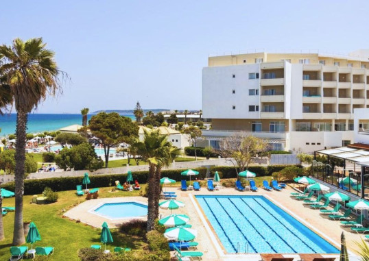 PYLEA BEACH HOTEL 13