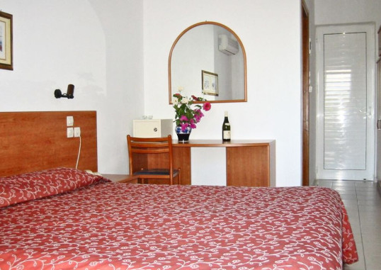 PYLEA BEACH HOTEL 18