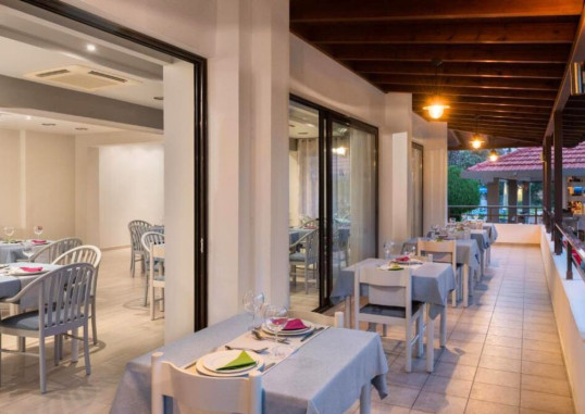 MATOULA BEACH HOTEL 7