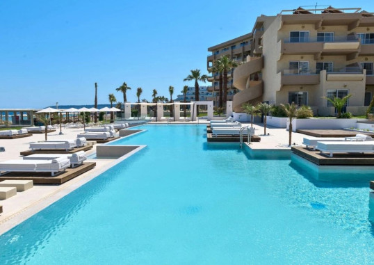 SUN BEACH RESORT 2