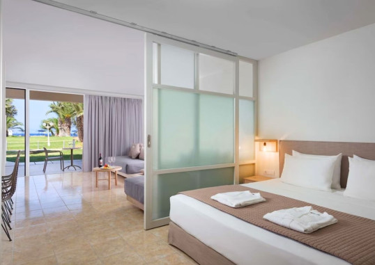 SUN BEACH RESORT 42