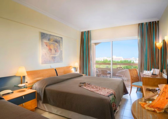 SUN BEACH RESORT 50