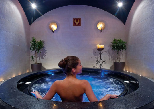 AMUS HOTEL & SPA 11