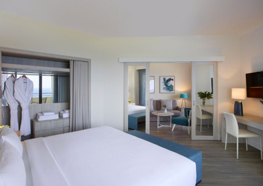 AMUS HOTEL & SPA 25