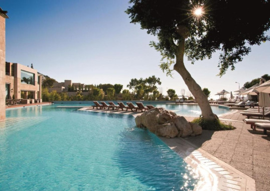 AMUS HOTEL & SPA 3