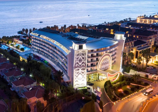 Q PREMIUM RESORT 2