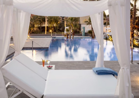 AQUA HOTEL SILHOUETTE & SPA 4