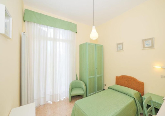DELLE PALME 21