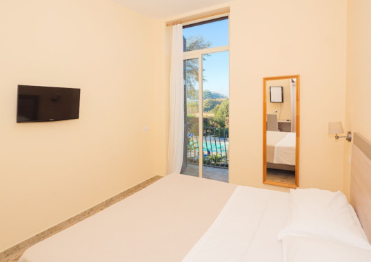 DELLE PALME 24