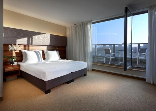 EUROSTARS EMBASSY 5