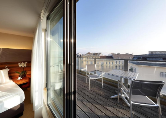EUROSTARS EMBASSY 6