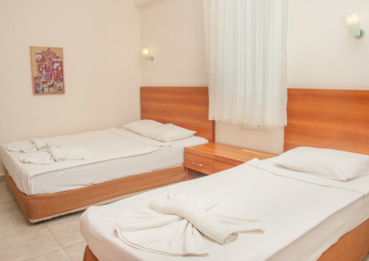 SOLIS BEACH HOTEL 10