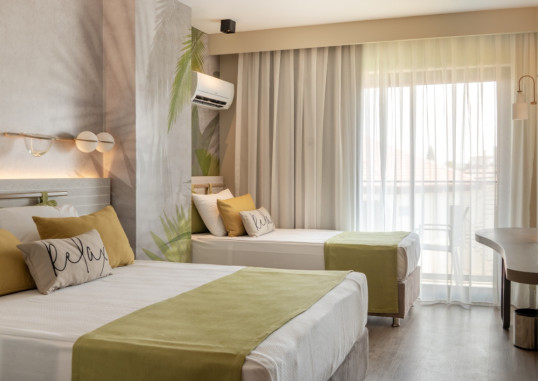 SIDE SQUARE HOTEL (ADULTS ONLY 16+) 13