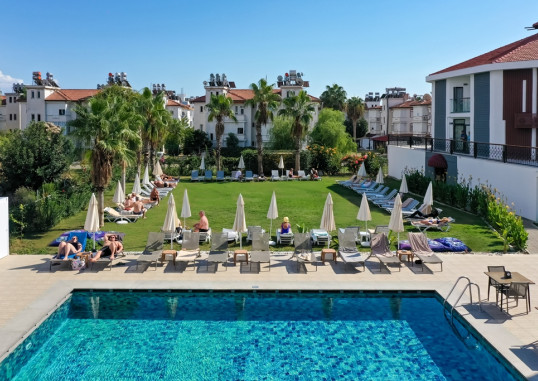 SIDE SQUARE HOTEL (ADULTS ONLY 16+) 1
