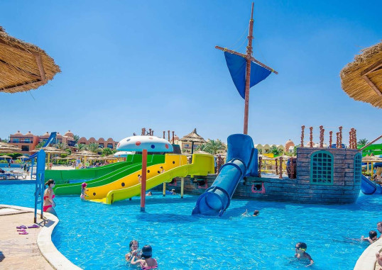 TITANIC BEACH SPA & AQUA PARK 8