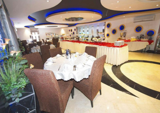 RENZ HOTEL 4