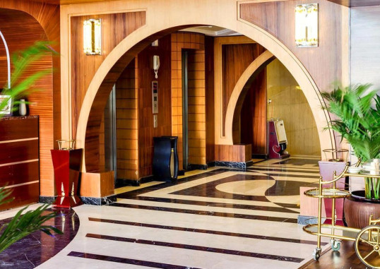RENZ HOTEL 5